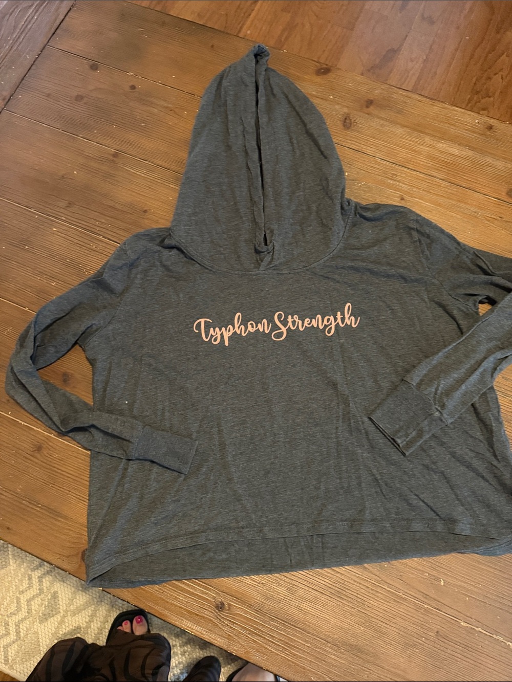 Typhoon strength work out crop long sleeve tshirt sz medium